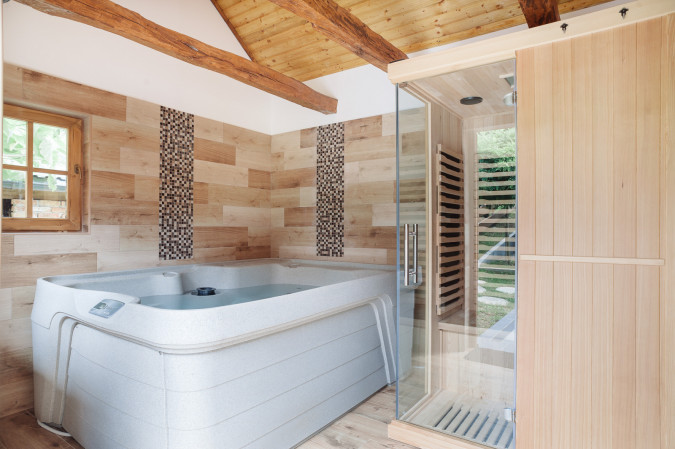 Spa Zone, Traditional Houses Korana River KARLOVAC