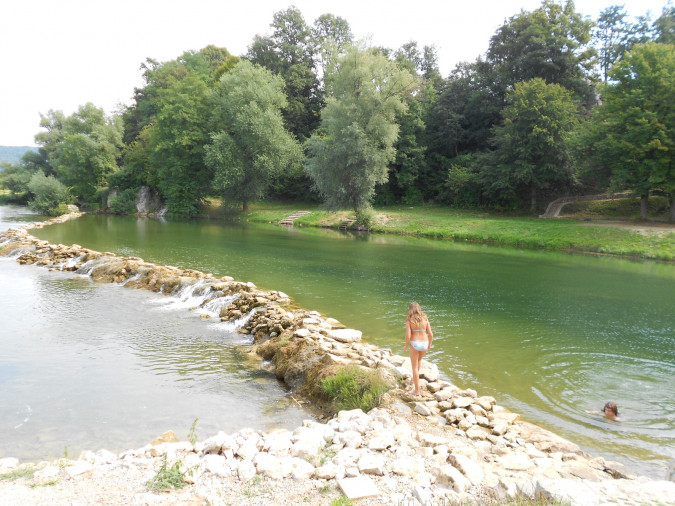An idyllic exterior, Traditional Houses Korana River KARLOVAC
